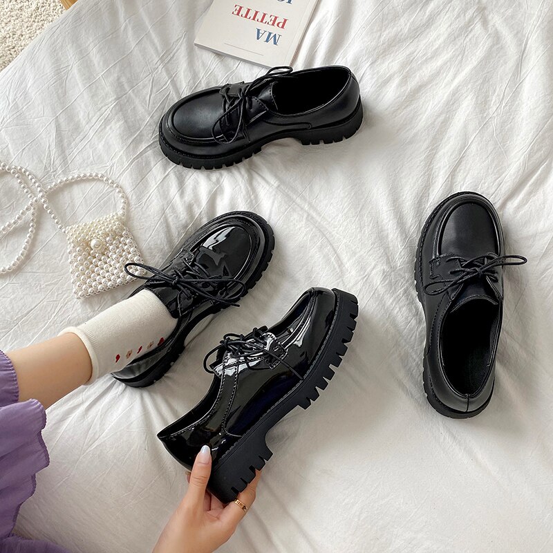 영국 스타일의 가죽 신발 여성의 부드러운 가죽 일본 JK 신발 검정 두꺼운 밑창 학생 한국어 스타일의 단일 레이어 신발